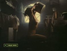 Голые сиськи Евдокии Германовой в фильме «Нам не дано предугадать...» фото #5