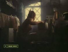 Голые сиськи Евдокии Германовой в фильме «Нам не дано предугадать...» фото #6