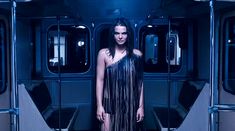 Страстная Елизавета Боярская засветила голую грудь в фильме «Не скажу» фото #9