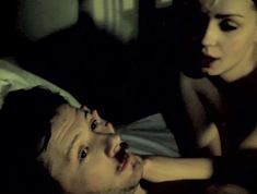 Александра Колкунова засветила грудь в фильме «Неизвестные страницы из жизни разведчика» фото #4