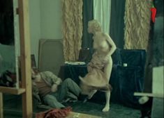 Голая грудь Евдокии Германовой в фильме «Ниагара» фото #11