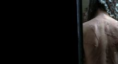 Галина Тюнина оголила грудь и попу в фильме «Ночной дозор» фото #13