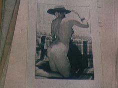 Анна Назарьева снялась голой в фильме «Обнаженная в шляпе»