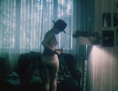 Анна Назарьева снялась голой в фильме «Обнаженная в шляпе»