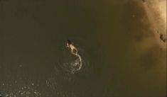 Голая грудь Лянки Грыу в фильме «Обнаженная натура» фото #16