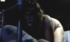 Огромная голая грудь Ирины Основиной в фильме «Обожженные морозом» фото #11