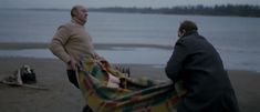Пышная голая грудь Юлии Ауг в фильме «Овсянки» фото #14