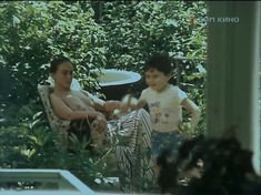 Лариса Гузеева показала голую грудь в фильме «Одинокий автобус под дождем» фото #1