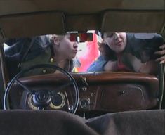 Оксана Сташенко показала голую грудь в фильме «Особенности банной политики, или Баня 2» фото #16