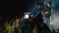 Виктория Романенко засветила трусики в фильме «Отдамся в хорошие руки» фото #6