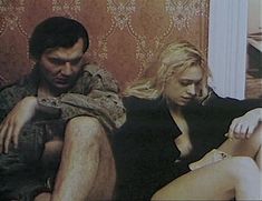 Екатерина Кмит оголила грудь и попу в фильме «Охота на сутенера» фото #3