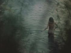 Голая попка Анжелики Неволиной в фильме «Парад планет» фото #4