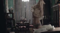 Голая грудь Анны Цукановой в фильме «Параллельные прямые пересекаются в бесконечности» фото #9