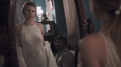 Голая грудь Анны Цукановой в фильме «Параллельные прямые пересекаются в бесконечности» фото #14