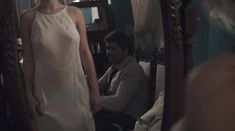 Голая грудь Анны Цукановой в фильме «Параллельные прямые пересекаются в бесконечности» фото #23