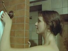 Голая грудь Светланы Антоновой в сериале «Пепел Феникса» фото #1