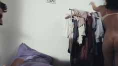 Елизавета Лотова оголила грудь и попу в фильме «Платон» фото #24