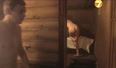 Голая задница Анны Самохиной в фильме «Повторение пройденного» фото #3