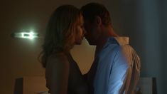 Голая грудь Марии Суровой в фильме «Последняя ночь» фото #17