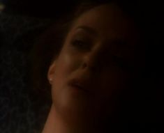 Вероника Изотова оголила грудь и попу в фильме «Приговор» фото #21