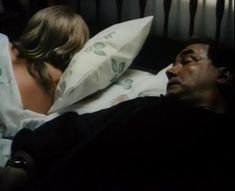 Лариса Гузеева показала голую грудь в фильме «Приговор» фото #1