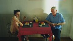 Мария Костикова засветила трусики в фильме «Приказано женить» фото #1