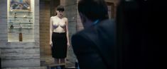 Упругая голая грудь Юлии Снигирь в фильме «Про Любовь» фото #6