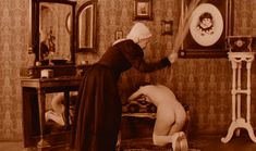 Абсолютно голая Динара Друкарова в фильме «Про уродов и людей» фото #15