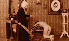 Абсолютно голая Динара Друкарова в фильме «Про уродов и людей» фото #16