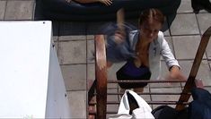 Голая попа Юлии Галкиной в сериале «Проснемся вместе?» фото #24