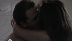 Голая попа Юлии Галкиной в сериале «Проснемся вместе?» фото #32