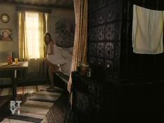 Татьяна Черкасова засветила грудь в фильме «Рейнджер из атомной зоны» фото #6