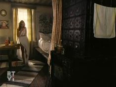 Татьяна Черкасова засветила грудь в фильме «Рейнджер из атомной зоны» фото #7