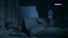 Виктория Исакова засветила грудь в сериале «Родина» фото #17