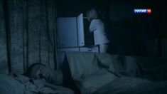 Виктория Исакова засветила грудь в сериале «Родина» фото #20