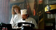 Голая попа Амалии Мордвиновой в фильме «Роковые яйца» фото #11