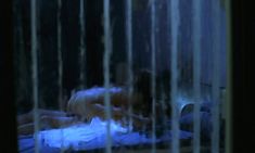 Голая задница Екатерины Гусевой в фильме «С днем рождения, Лола!»