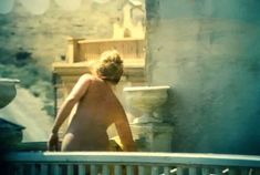 Раздетая Маргарита Терехова в фильме «Санта Эсперанса» фото #6