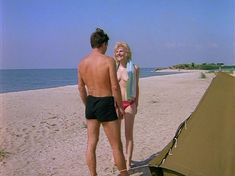 Голые сиськи Александры Захаровой в фильме «Серые волки»