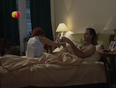 Соблазнительная Дарья Повереннова засветила трусики в сериале «Слабости сильной женщины» фото #6