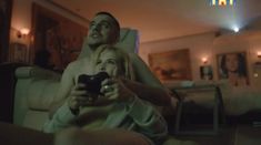 Голые сиськи Анастасии Меськовой в сериале «Сладкая жизнь» фото #44