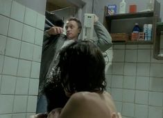 Голая грудь Натальи Негоды в фильме «Снова в СССР» фото #4