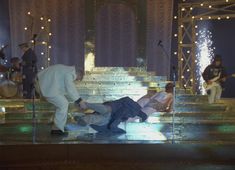 Голая грудь Амалии Мордвиновой в фильме «Сны» фото #31