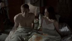 Анна Снаткина оголила грудь в сериале «Сорок третий номер» фото #27