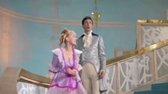 Марина Неёлова засветила трусики в фильме «Старая, старая сказка» фото #8