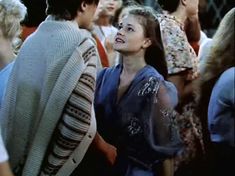 Сочная голая грудь Анны Назарьевой в фильме «Танцплощадка» фото #1