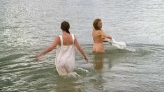 Сексуальная Наталья Андрейченко оголила грудь и попу в сериале «Тихий Дон» фото #6