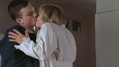 Голая грудь Татьяні Шитовой в фильме «Три сестрички» фото #4