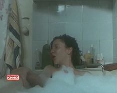 Ольга Мелихова засветила грудь в фильме «Тростинка на ветру» фото #1