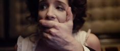 Красивая Ольга Сутулова оголила грудь в сериале «Троцкий» фото #21